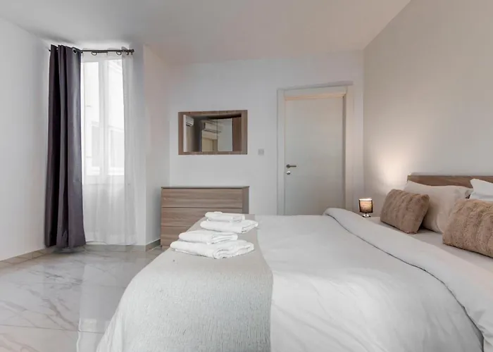 Appartement 3br -sliema Tigne Steps From Sea Gzira