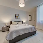 3br -sliema Tigne Steps From Sea 公寓 *