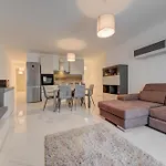 3br -sliema Tigne Steps From Sea 公寓 *