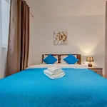 公寓 3br -sliema Tigne Steps From Sea Gzira