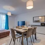 3br -sliema Tigne Steps From Sea Gzira
