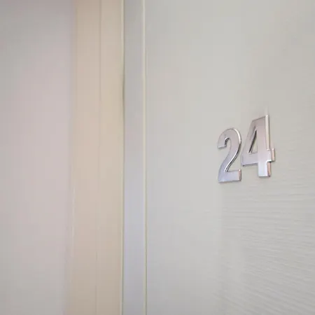 Apartment 3br -sliema Tigne Steps From Sea Gzira