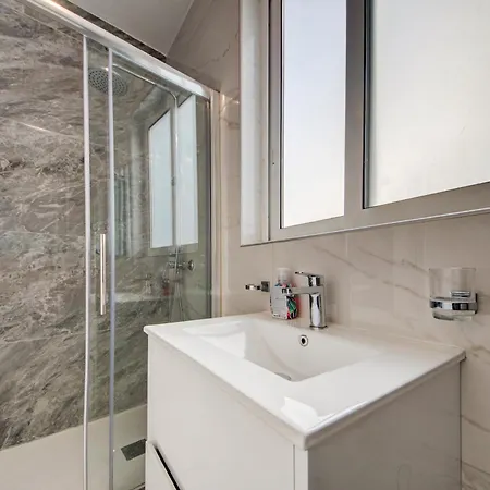 3br -sliema Tigne Steps From Sea Apartment Gzira