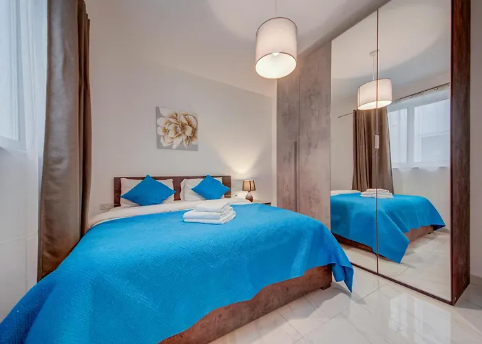 3br -sliema Tigne Steps From Sea 그지라